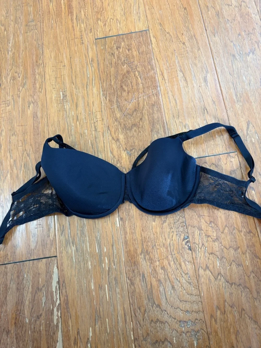 Black Lace-Back T-Shirt Bra - Picture 1 of 1